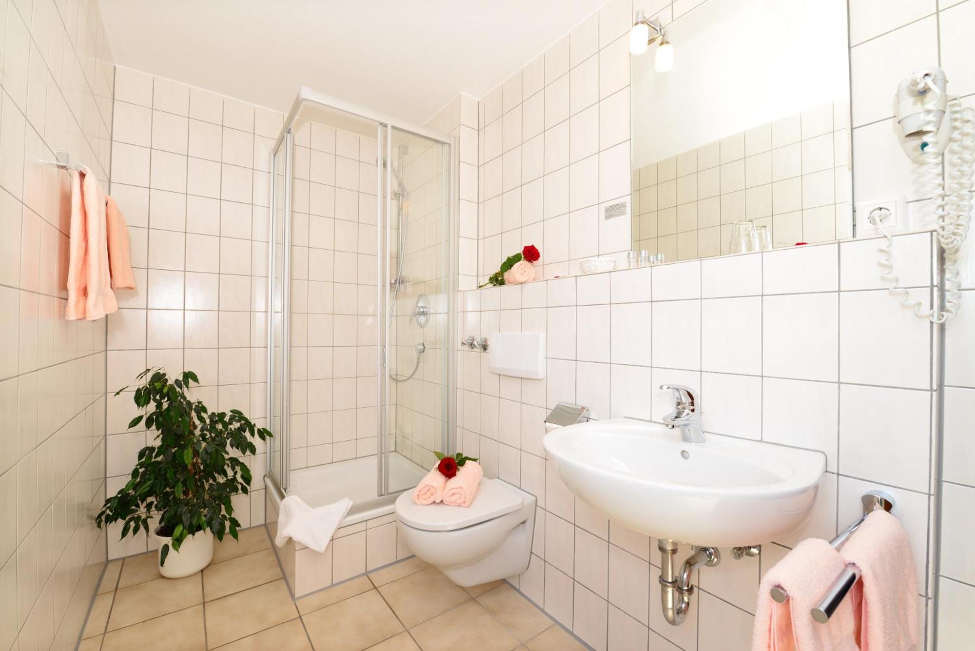 Hotel Am Buchwald Esslingen am Neckar Habitación foto